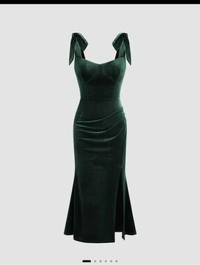 Cidee Velvet Sweetheart Neckline Split Ruched Knotted Maxi Dress GREEN